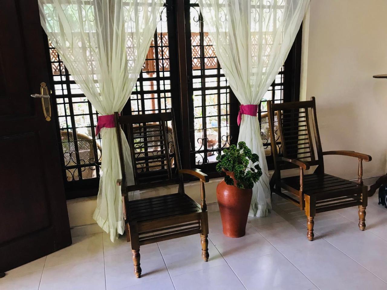 Unique Villa Kandy Exterior foto