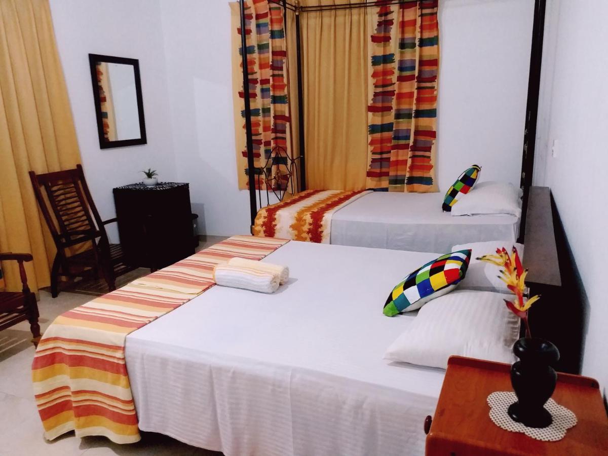Unique Villa Kandy Exterior foto